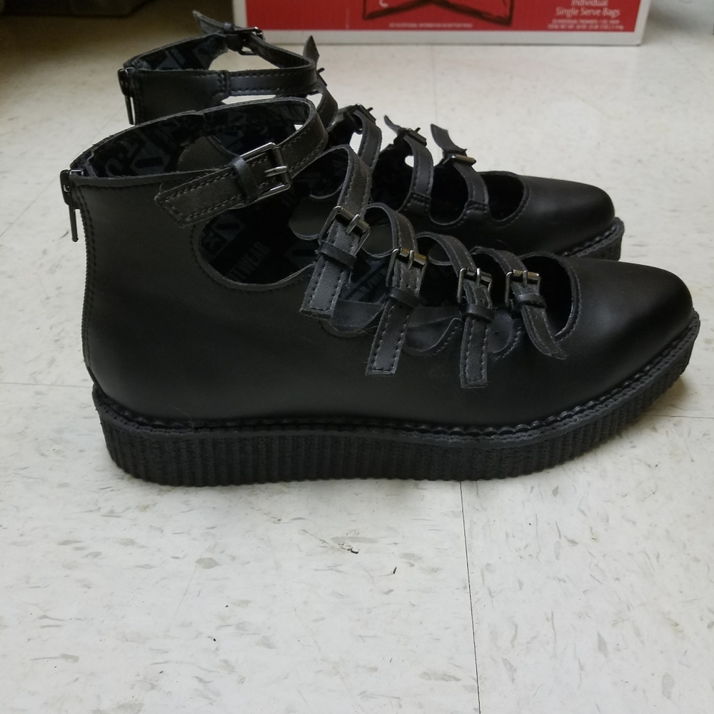 Tuk strappy sandal creepers